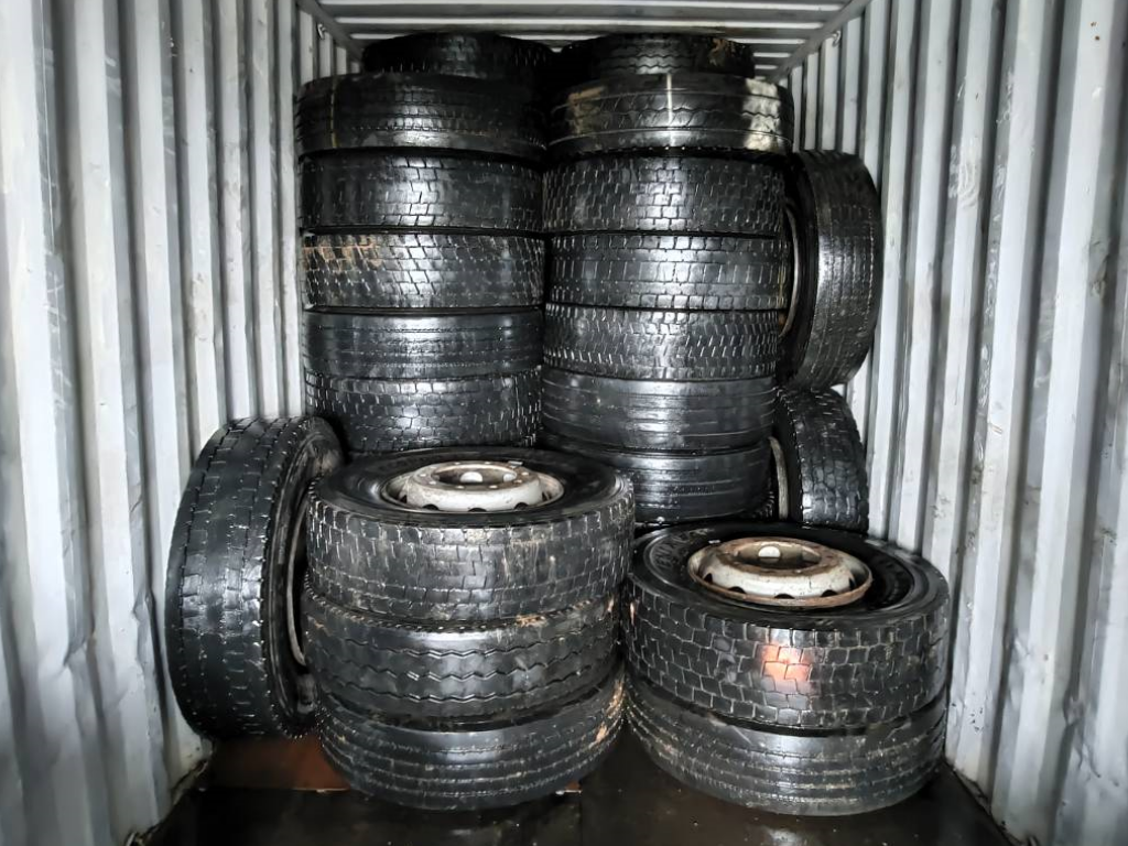 Tire pic 1